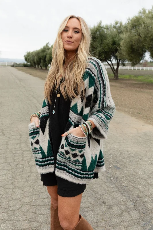 Simple Wardrobe Keep It Up Oversized Cardigan - Green