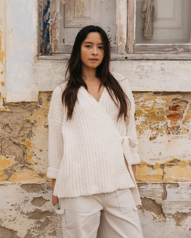 Flexible Outerwear Soft Sand Wrap Cardigan - White Cap