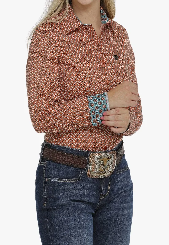 Fashion Wear Cinch Womens Geo Print Button Down Long Sleeve Shirt