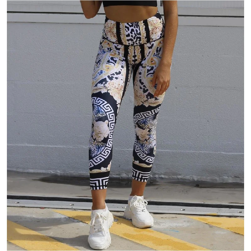 Simple Matching Luxe Animal Print Tights