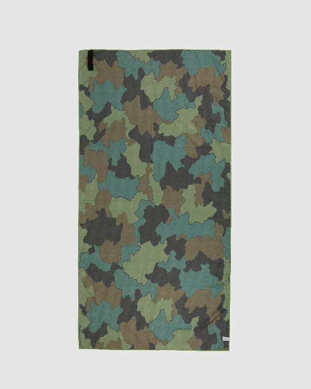 Light And Breathable UNIT Camo Beach Towel
