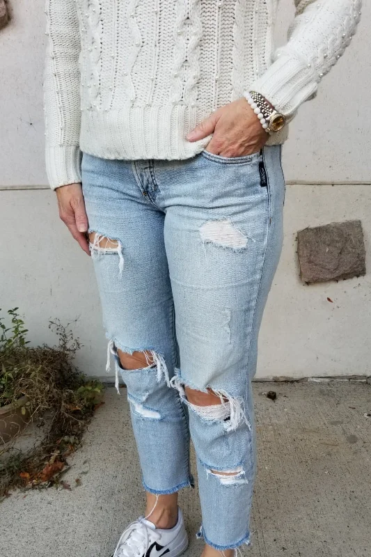 Weekend Style Elyse Ankle Slim Jean