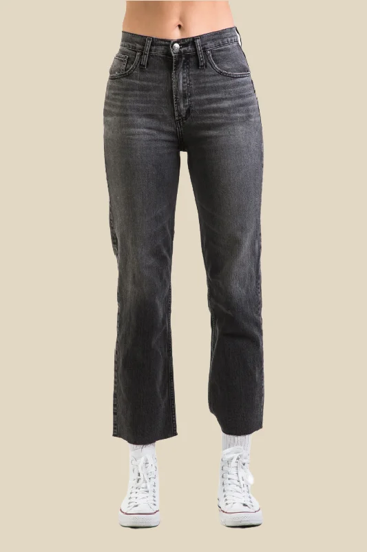 Carefree Style Highly Desirable Straight Jean