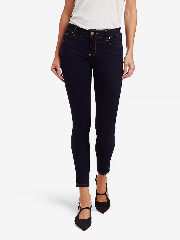 Casual Street Mid Rise Skinny Ann Jeans