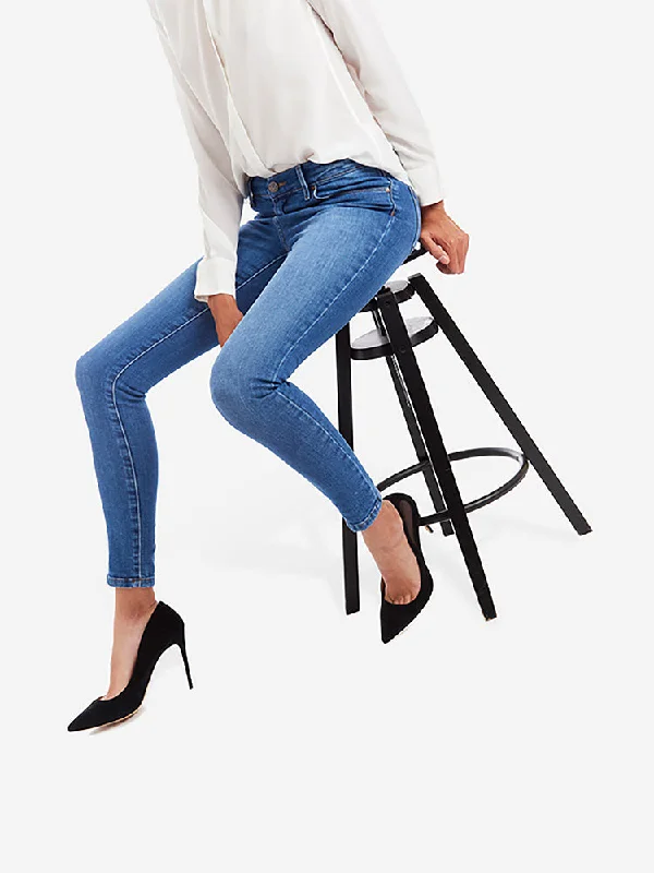 Cozy Lounge Wear Mid Rise Skinny Beekman Jeans
