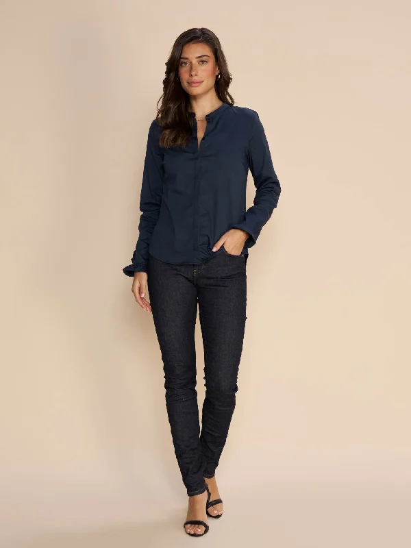 Comfortable Mind MMNaomi Cover Jeans