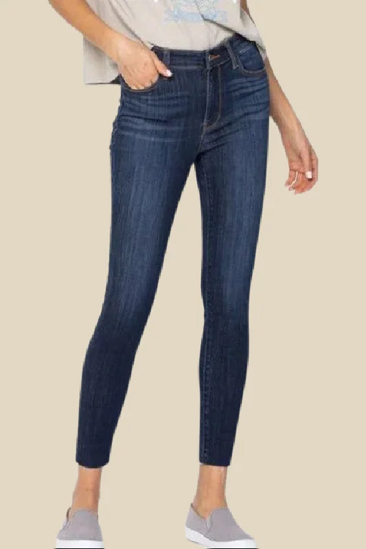 Comfortable Fitwear Skinny Leg Jeans