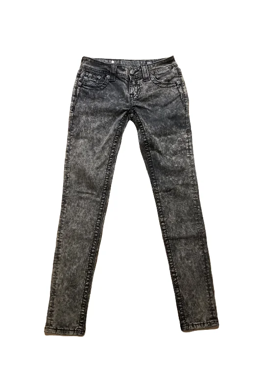 Cozy Outfit Smoke Skinny Jeans