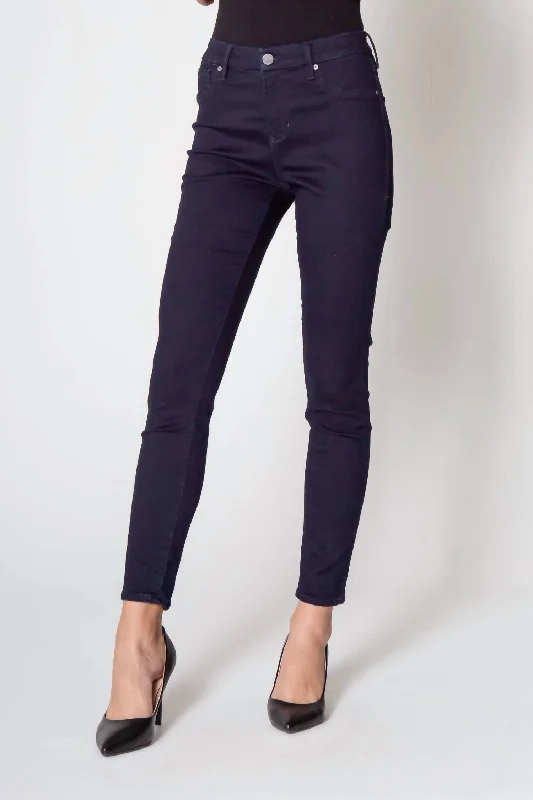 Free And Casual Staci High Rise Legging Jean In Durham