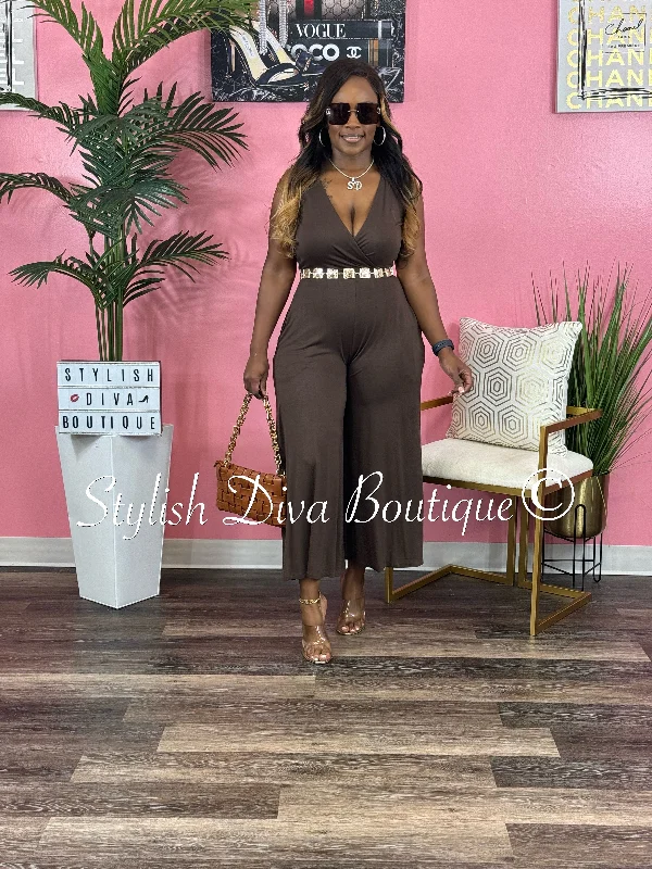 Comfortable Chic Cyndi Sleeveless Capri Jumpsuit (Brown)
