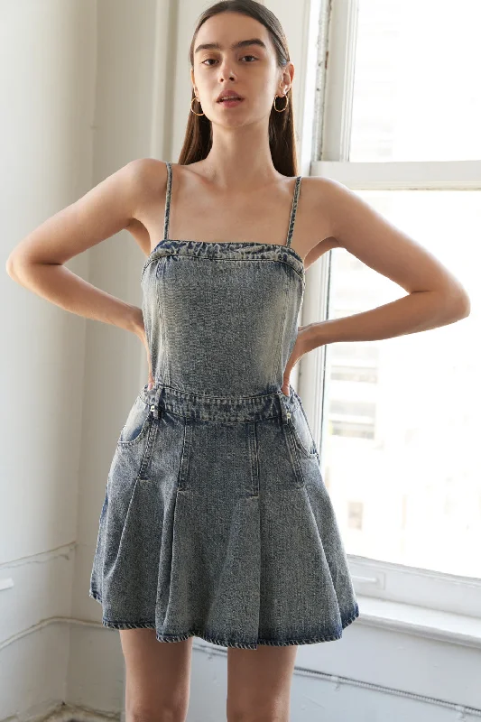 Relaxed Chic MY BEST CHAPTER DENIM ROMPER