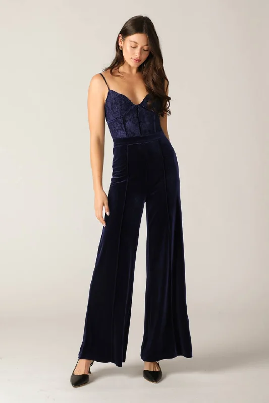 Simple And Comfortable GLEAMING GLAM WOVEN LACE VELVET JUMPSUIT