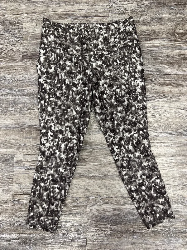 Short Design Tie Dye Print Athletic Leggings Athleta, Size L