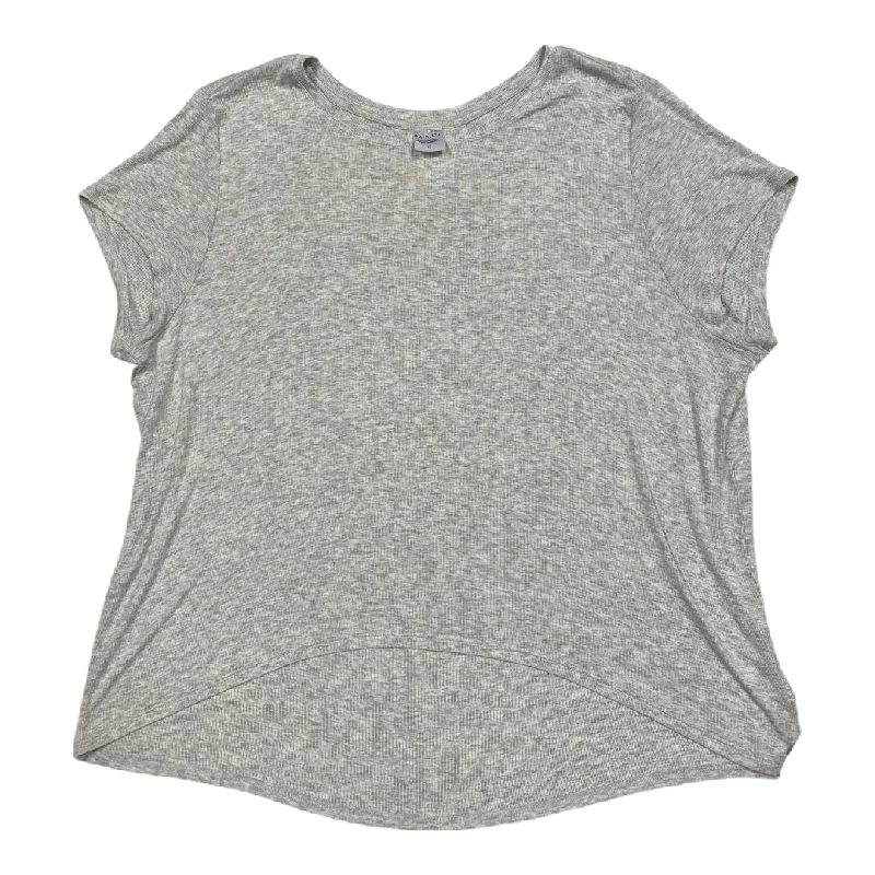 Relaxed Clothing Athletic Top Short Sleeve By Athleta In Grey, Size: Xl