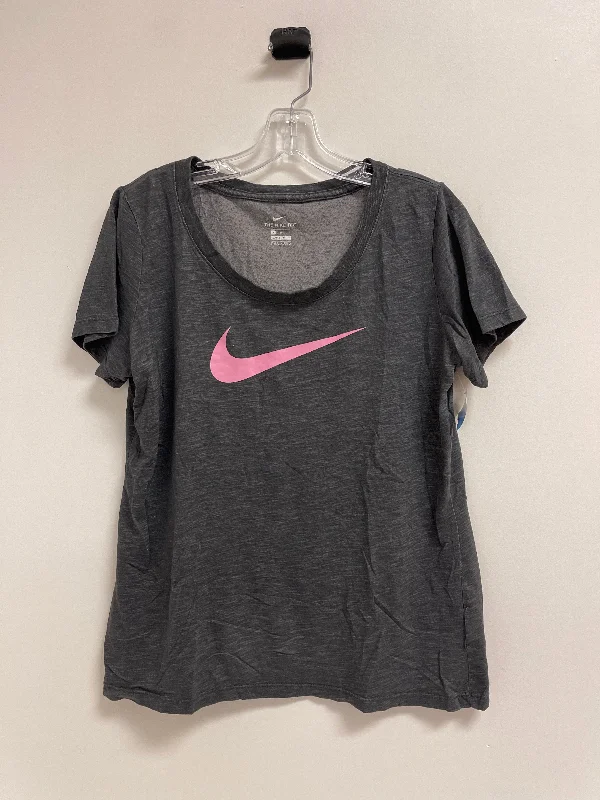 Trendy And Casual Athletic Top Short Sleeve By Nike In Grey, Size: M