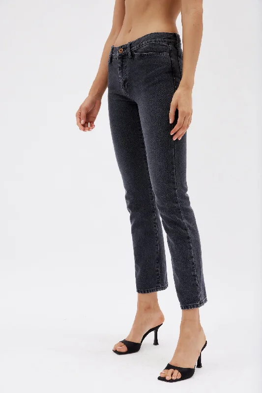 Romantic And Fresh Gotam Graphite Jeans