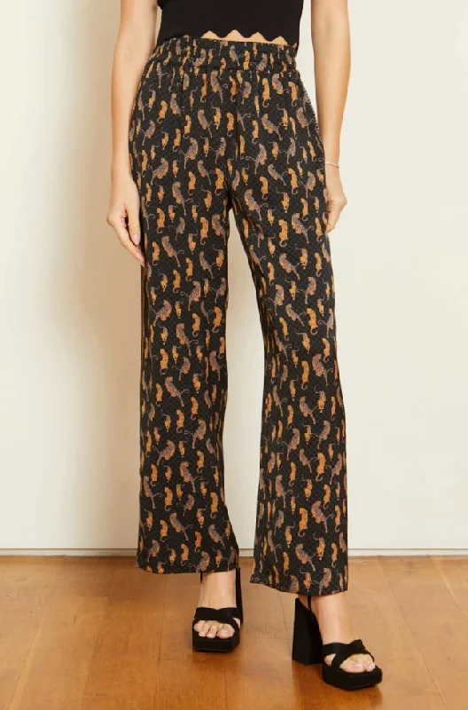Slightly Flared Design Max Pant Stamped Leopard