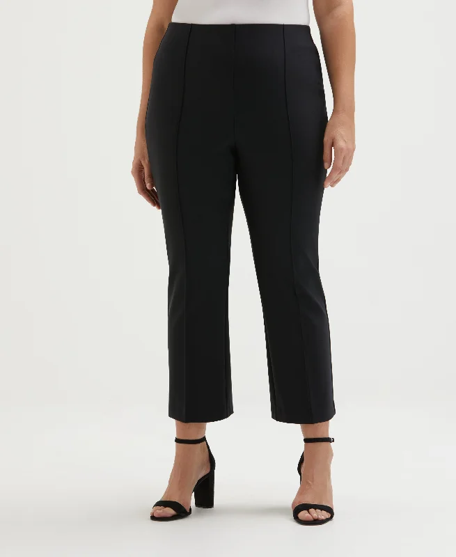 Elegant Style Plus Size Pintuck Pull-On Crop Pant