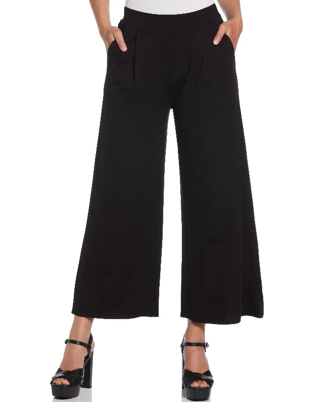 Trendy Traveler Ponte Knit Pull-On Crop Pant