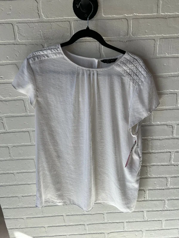 Classic Style Top Short Sleeve By Banana Republic In White, Size: Xl
