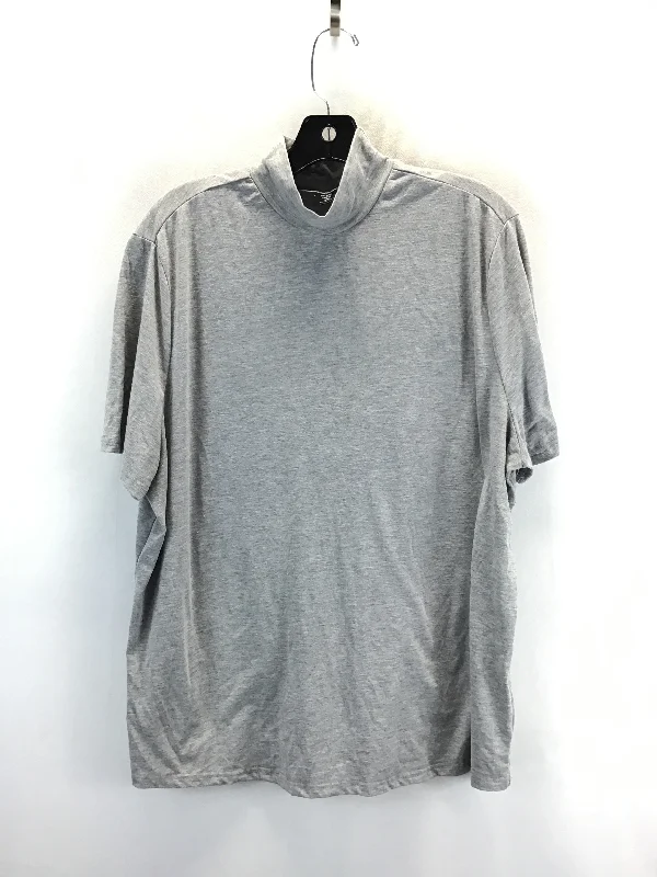 Stunning Fashion Top Short Sleeve By Shein In Grey, Size: 2x