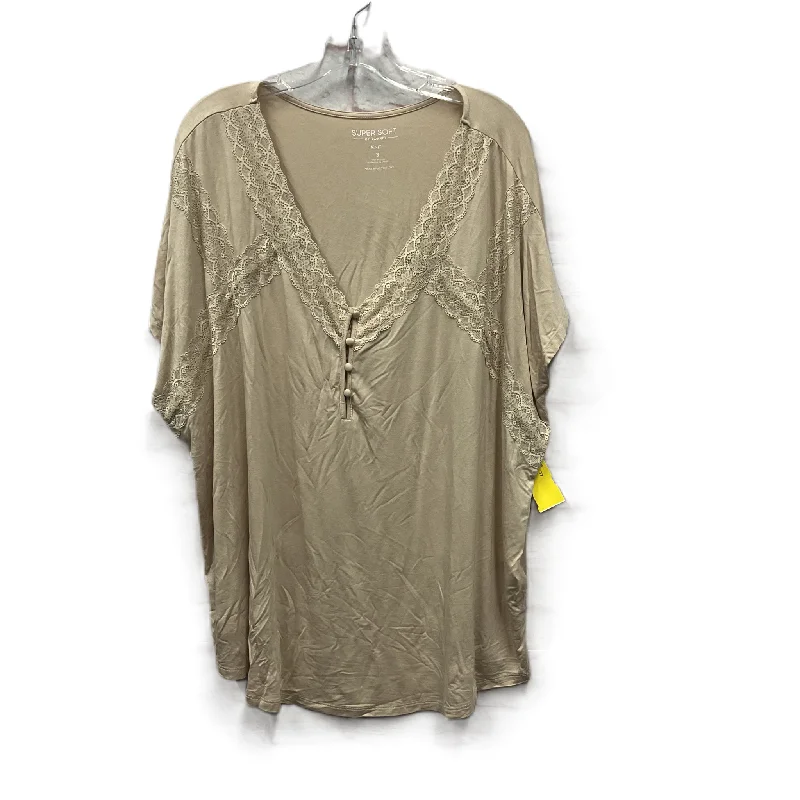 Comfortable And Cold-proof Top Short Sleeve By Torrid In Beige, Size: 3x
