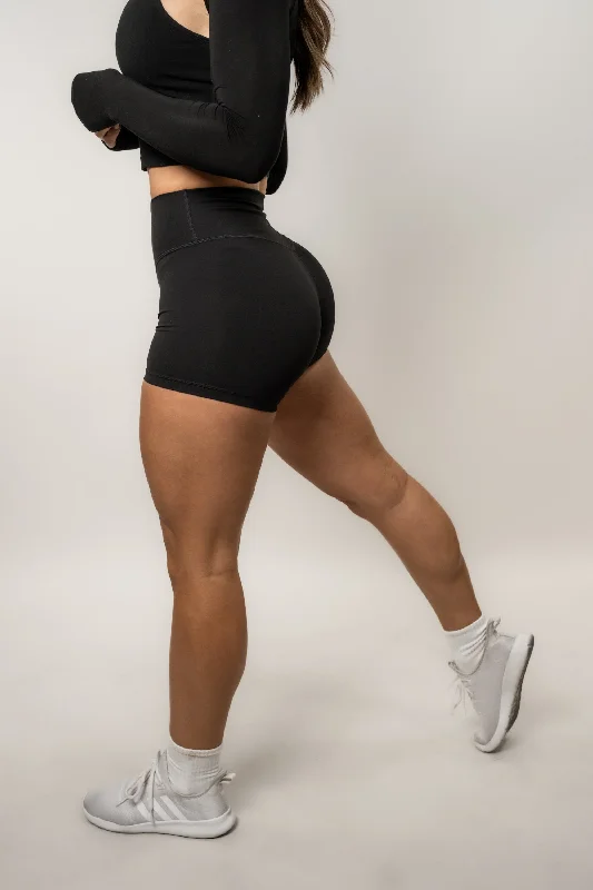 Youthful Vitality 4" Effortless Classic Shorts - Black