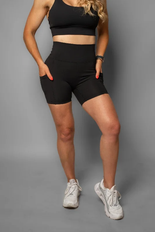 Editorial Design 5" NEW Effortless Classic Pocket Shorts - Black
