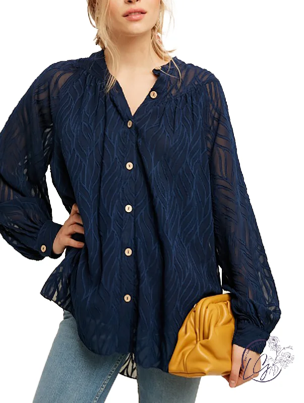 Noble And Elegant A New Commitment Woven Blouse
