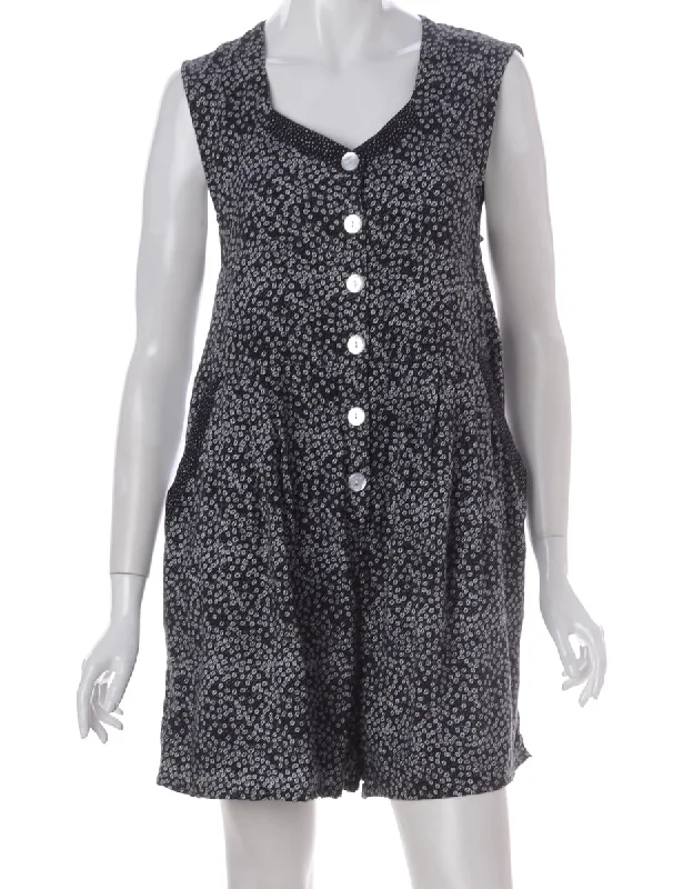 Fashion Concept Label Shortened Sleeveless Playsuit