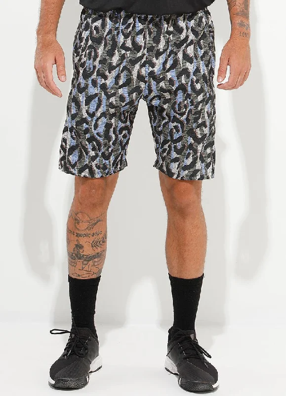 Trendy Traveler Court Short (River) 9"