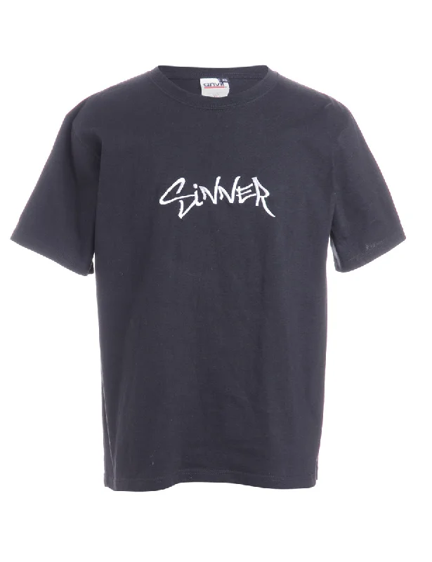 Comfy Chic Label Sinner T-Shirt