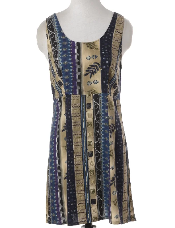 Everyday Style Label Sleeveless Short Dress