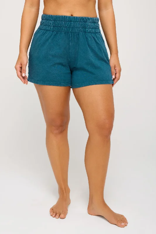 High-end Customization Kia Mid Rise Short